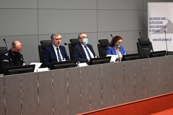 Posiedzenie Wojewódzkiej Rady Bezpieczeństwa Ruchu Drogowego w Poznaniu- kliknij aby powiększyć