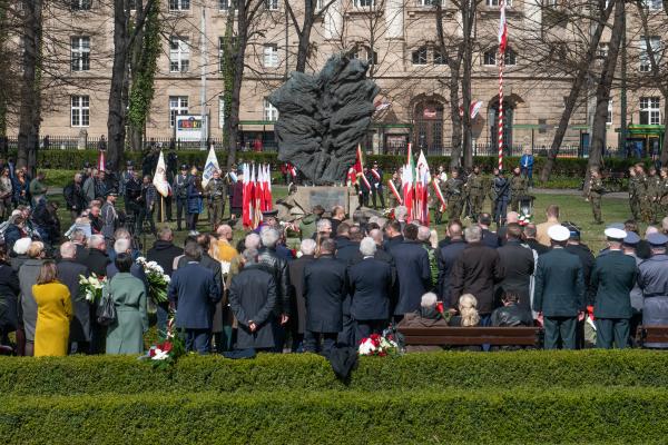82. rocznica Zbrodni Katyńskiej- kliknij aby powiększyć