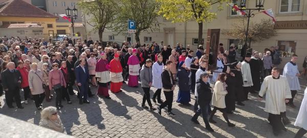 Gnieźnieńskie uroczystości ku czci Świętego Wojciecha - kliknij aby powiększyć