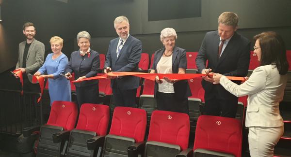 Kino społecznościowe w Pałacu Reymonta- kliknij aby powiększyć