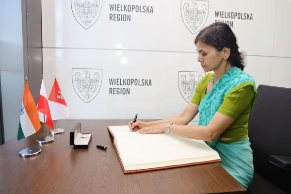 Ambasador Indii z wizytą w Poznaniu- kliknij aby powiększyć