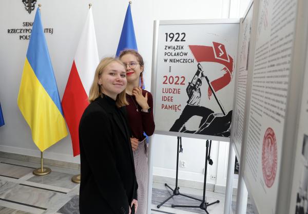Wystawa Związek Polaków w Niemczech: ludzie-idee-pamięć w Senacie RP- kliknij aby powiększyć