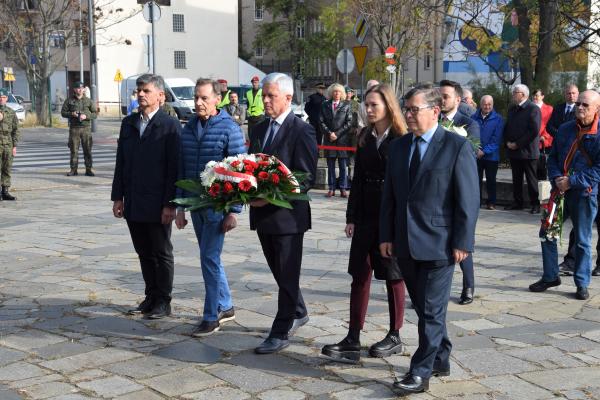 Wicemarszałek Województwa Wielkopolskiego Wojciech Jankowiak w dniu 14 października wziął udział w uroczystości z okazji 82. rocznicy powstania Batalionów Chłopskich która odbyła się pod pomnikiem generała Tadeusza Kościuszki w Poznaniu.- kliknij aby powiększyć