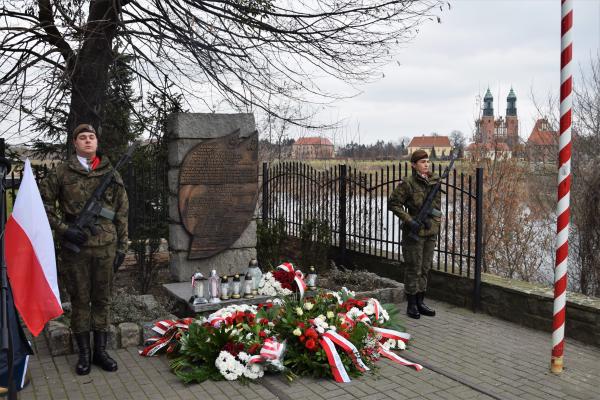 Wicemarszałek Województwa Wielkopolskiego Wojciech Jankowiak uczestniczył w uroczystości z okazji 81. rocznicy Akcji Bollwerk.- kliknij aby powiększyć