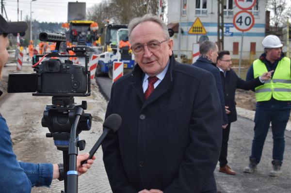 Wojciech Jankowiak Wicemarszałek Województwa Wielkopolskiego odwiedził powiat złotowski.- kliknij aby powiększyć