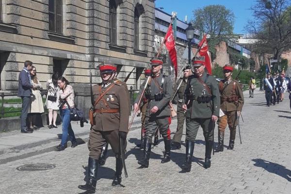 Święto 15. Pułku Ułanów Poznańskich uroczystości propagujących tradycje oręża polskiego
- kliknij aby powiększyć