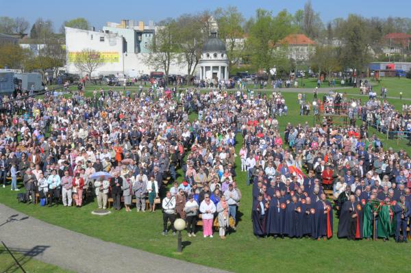 Gnieźnieńskie uroczystości odpustowe ku czci św. Wojciecha- kliknij aby powiększyć