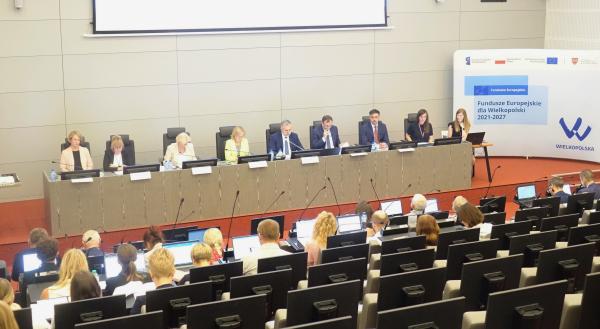 Posiedzenie Komitetu Monitorującego środki unijne dla regionu- kliknij aby powiększyć