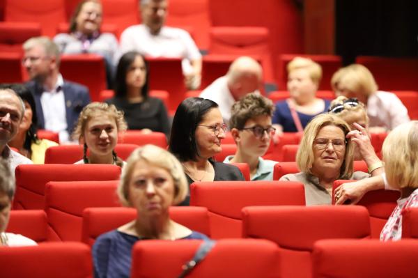 28 sierpnia odbyło się oficjalne otwarcie sali widowiskowo-kinowej w CKiS w Kaliszu i oddanie jej do użytku- kliknij aby powiększyć
