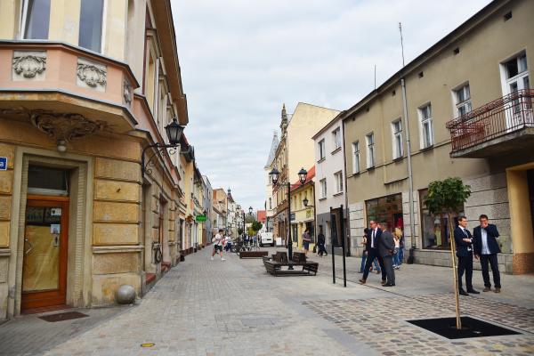 Kompleksowa rewitalizacja Rynku w Kościanie ul. Wrocławskiej oraz Ratusza- kliknij aby powiększyć