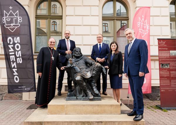 Podpisanie Listu Intencyjnego inaugurującego współpracę w ramach obchodów tysięcznej rocznicy koronacji pierwszych królów Polski- kliknij aby powiększyć