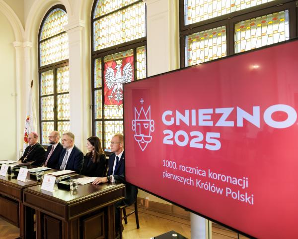 Podpisanie Listu Intencyjnego inaugurującego współpracę w ramach obchodów tysięcznej rocznicy koronacji pierwszych królów Polski- kliknij aby powiększyć