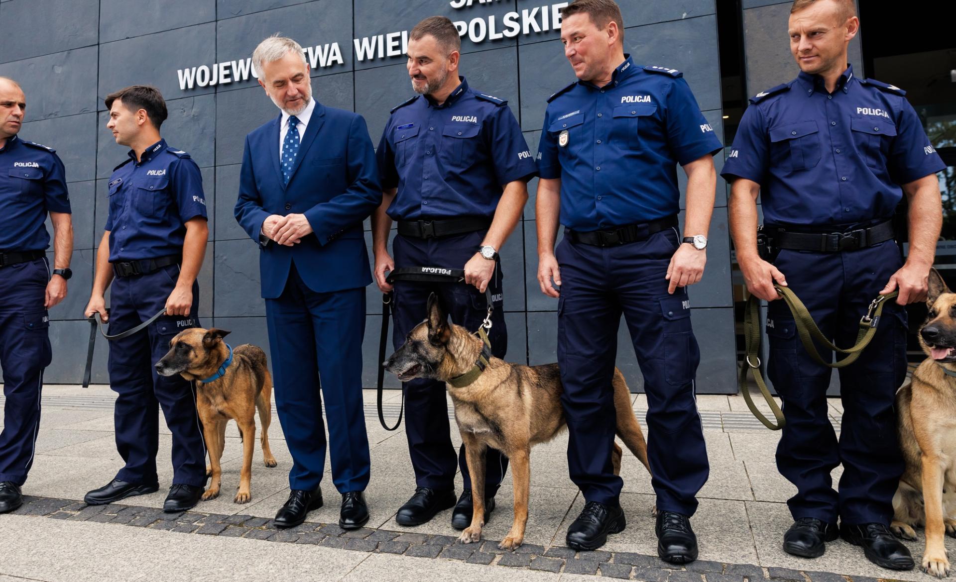 Muszla i Rukola pojadą na Mistrzostwa Policji     - zobacz więcej