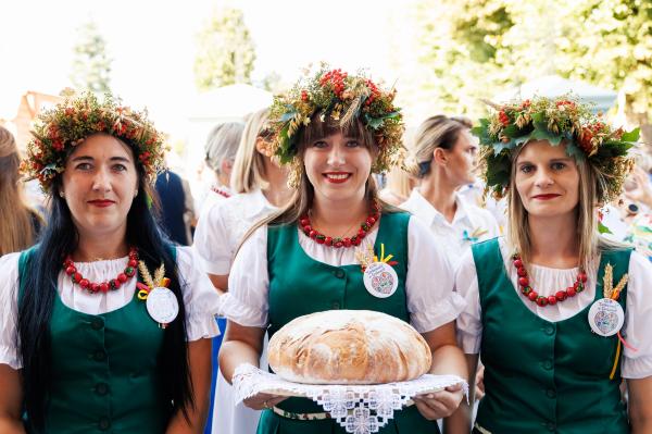 Wielkopolskie podziękowanie za plony- kliknij aby powiększyć