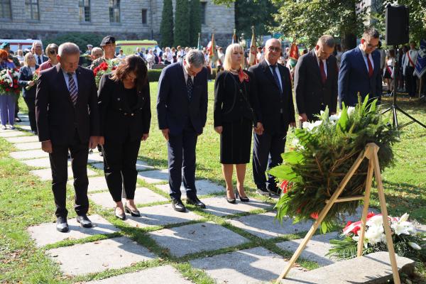 Marek Woźniak, Marszałek Województwa Wielkopolskiego wziął udział w obchodach 85. rocznicy napaści ZSRR na Polskę oraz Światowego Dnia Sybiraka w Poznaniu.- kliknij aby powiększyć