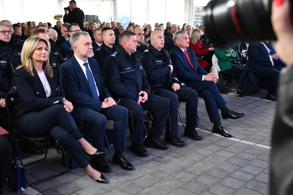 Otwarcie laboratorium odbyło się w poniedziałek 21 listopada - kliknij aby powiększyć