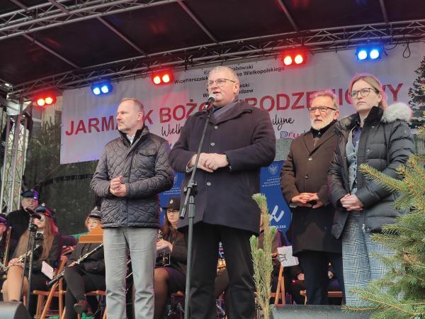 Jarmark Bożonarodzeniowy w Brudzewie połączony z finałem konkursu Wielkopolski Smaki Wigilijne- kliknij aby powiększyć