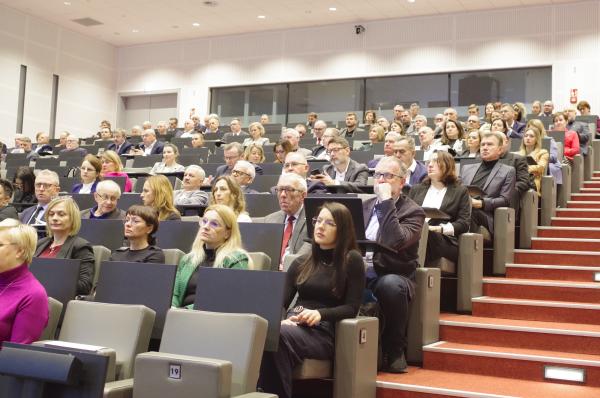 W siedzibie UMWW w Poznaniu odbyła się konferencja poświęcona wdrożeniu inicjatywy LEADER w ramach PROW 2014-2020 w Wielkopolsce. - kliknij aby powiększyć