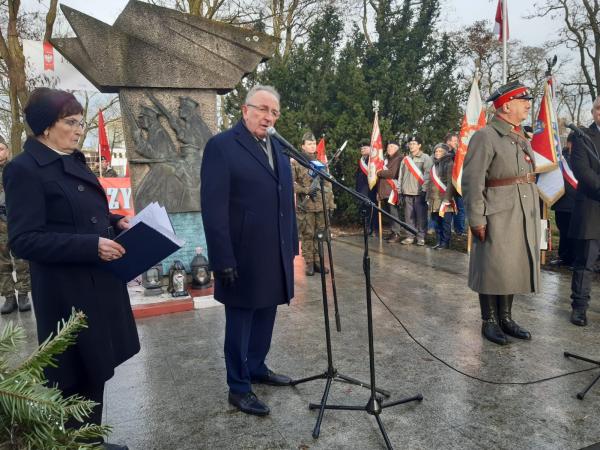 Uroczystości z okazji 106. rocznicy zdobycia przez Powstańców Wielkopolskich lotniska Ławica w Poznaniu- kliknij aby powiększyć