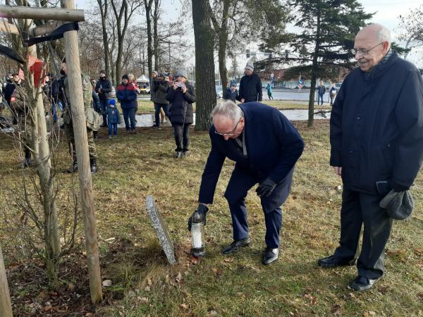 Uroczystości z okazji 106. rocznicy zdobycia przez Powstańców Wielkopolskich lotniska Ławica w Poznaniu- kliknij aby powiększyć