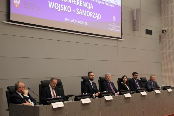 Konferencja Wojsko-Samorząd z udziałem Ministra Obrony Narodowej- kliknij aby powiększyć