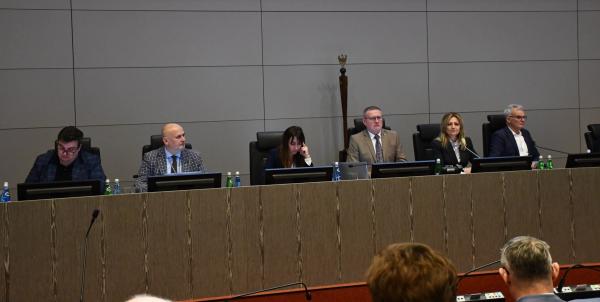 Miniona Sesja Sejmiku Województwa Wielkopolskiego odbyła się w poniedziałek 28 kwietnia- kliknij aby powiększyć