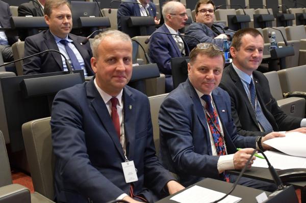 Miniona Sesja Sejmiku Województwa Wielkopolskiego odbyła się w poniedziałek 28 kwietnia- kliknij aby powiększyć