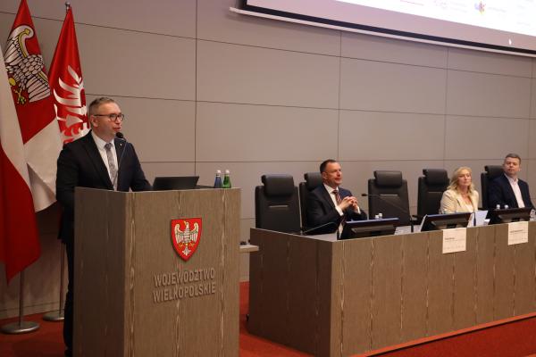 Regionalne konsultacje Strategii Rozwoju Turystyki dla Polski do roku 2030 z perspektywą do roku 2036- kliknij aby powiększyć