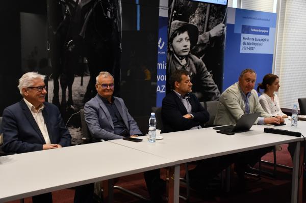 Lipcowe posiedzenia komisji - kliknij aby powiększyć
