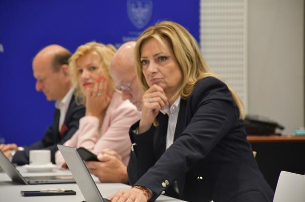 Lipcowe posiedzenia komisji - kliknij aby powiększyć