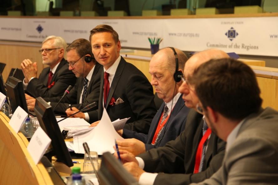 Marszałek Woźniak otwiera w Brukseli konferencję z okazji 25 - lecia samorządności w Polsce  - zobacz więcej