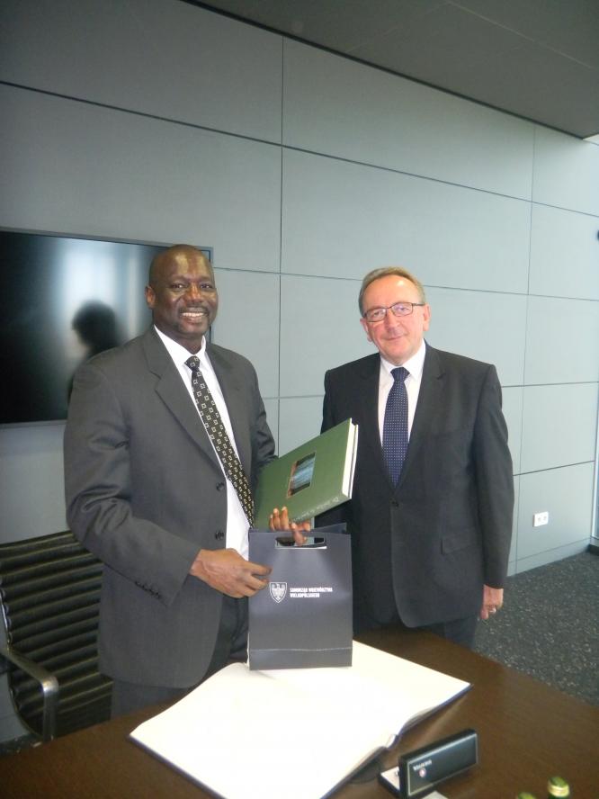 Ambasador Senegalu z wizytą w Wielkopolsce - zobacz więcej