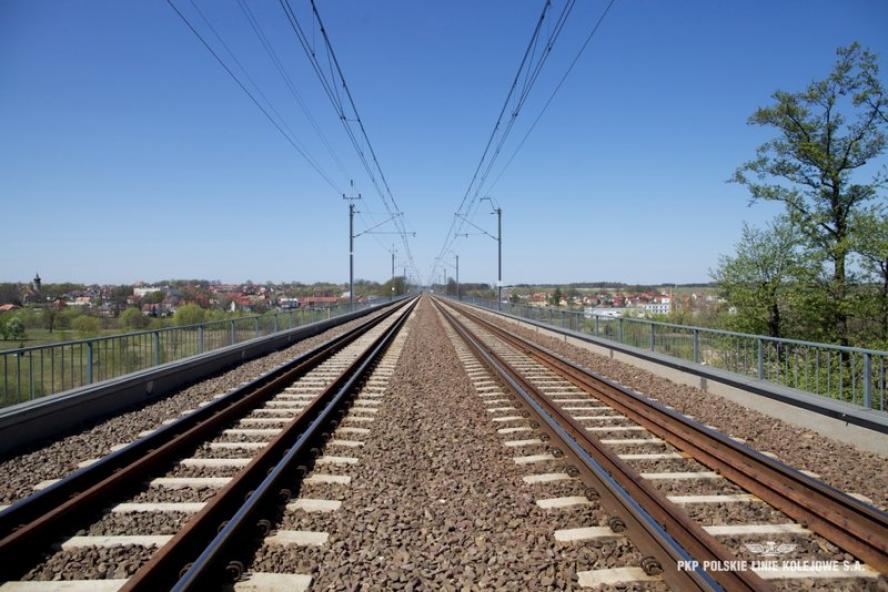  Briefing prasowy: plany realizacji kolejowych projektów infrastrukturalnych w Wielkopolsce przy wsparciu środków WRPO 2014+  - zobacz więcej