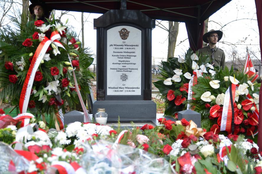 Płk Wincenty Wierzejewski wrócił do Ojczyzny. Jego prochy zostały złożone na Cmentarzu Zasłużonych Wielkopolan - zobacz więcej