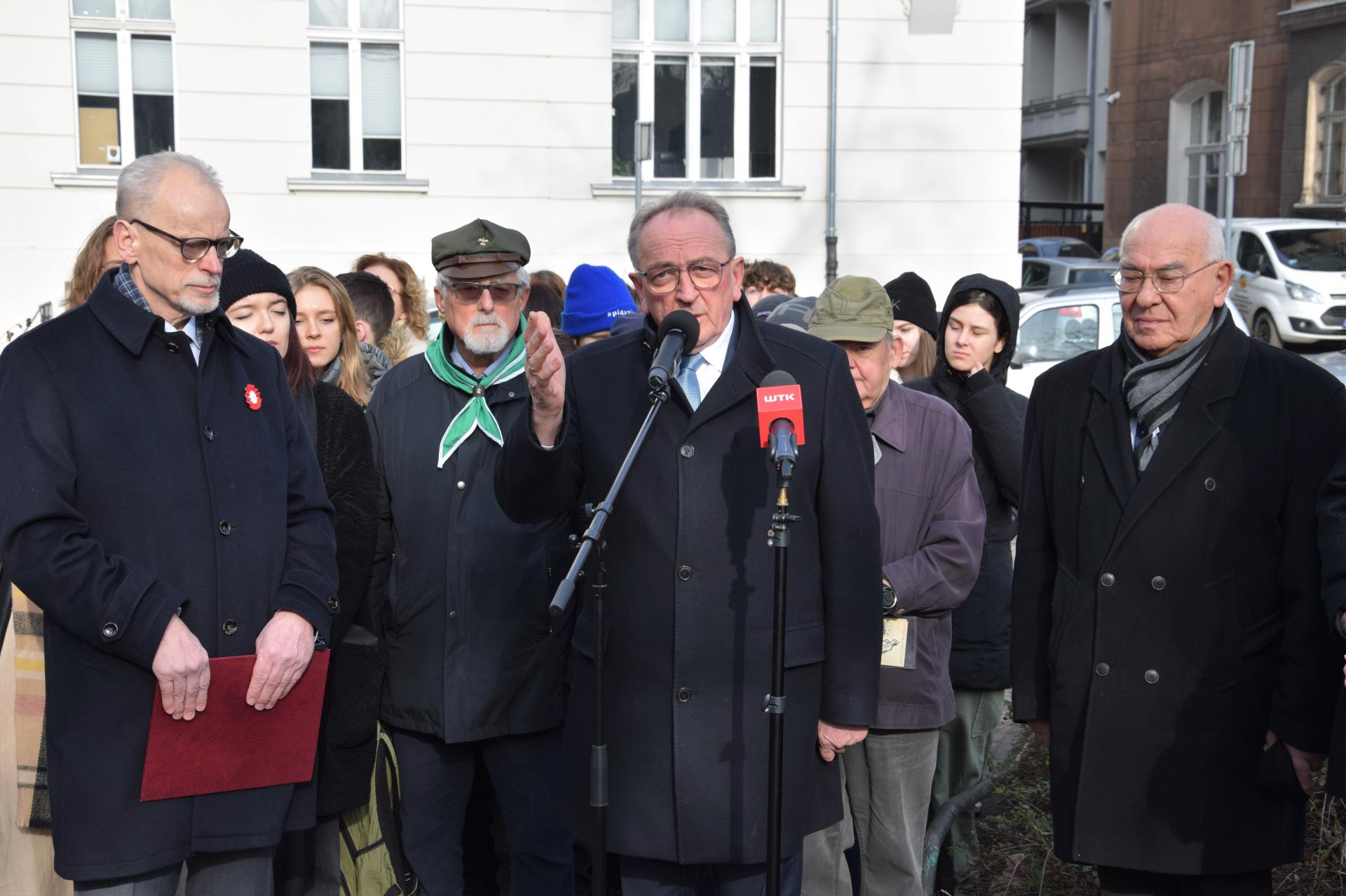 W Poznaniu posadzono Lipę Marszałka Ferdinanda Focha  - zobacz więcej